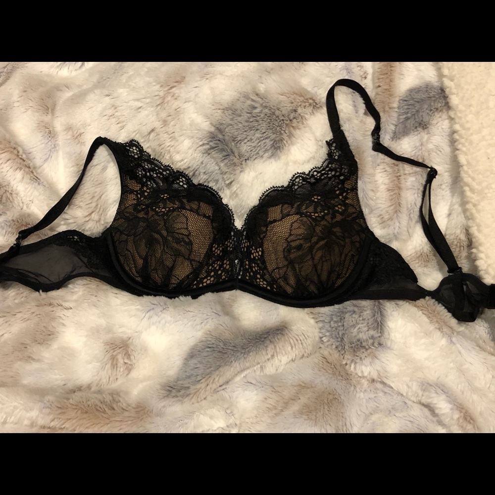 Very sexy black lace bra 32A NWOT
